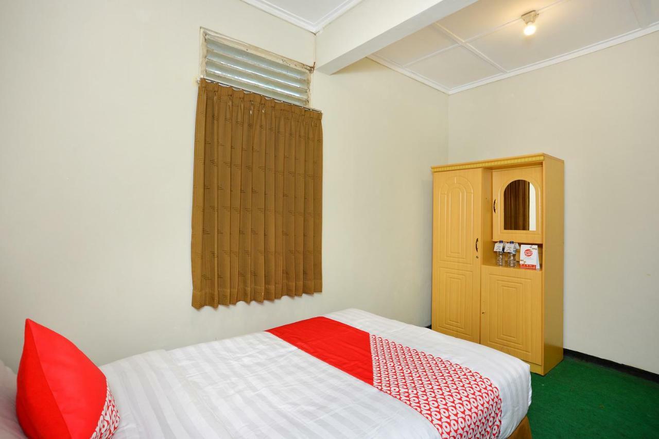 Oyo 743 Garden Guesthouse Maguwo Exterior foto